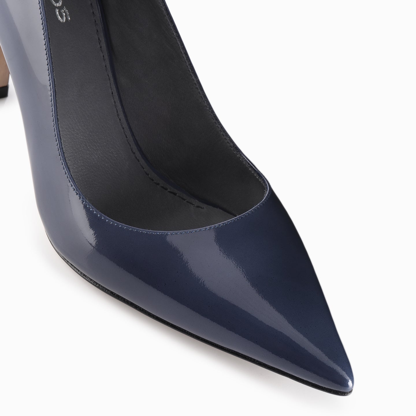 Women’s Ink-Blue Patent Leather Pump