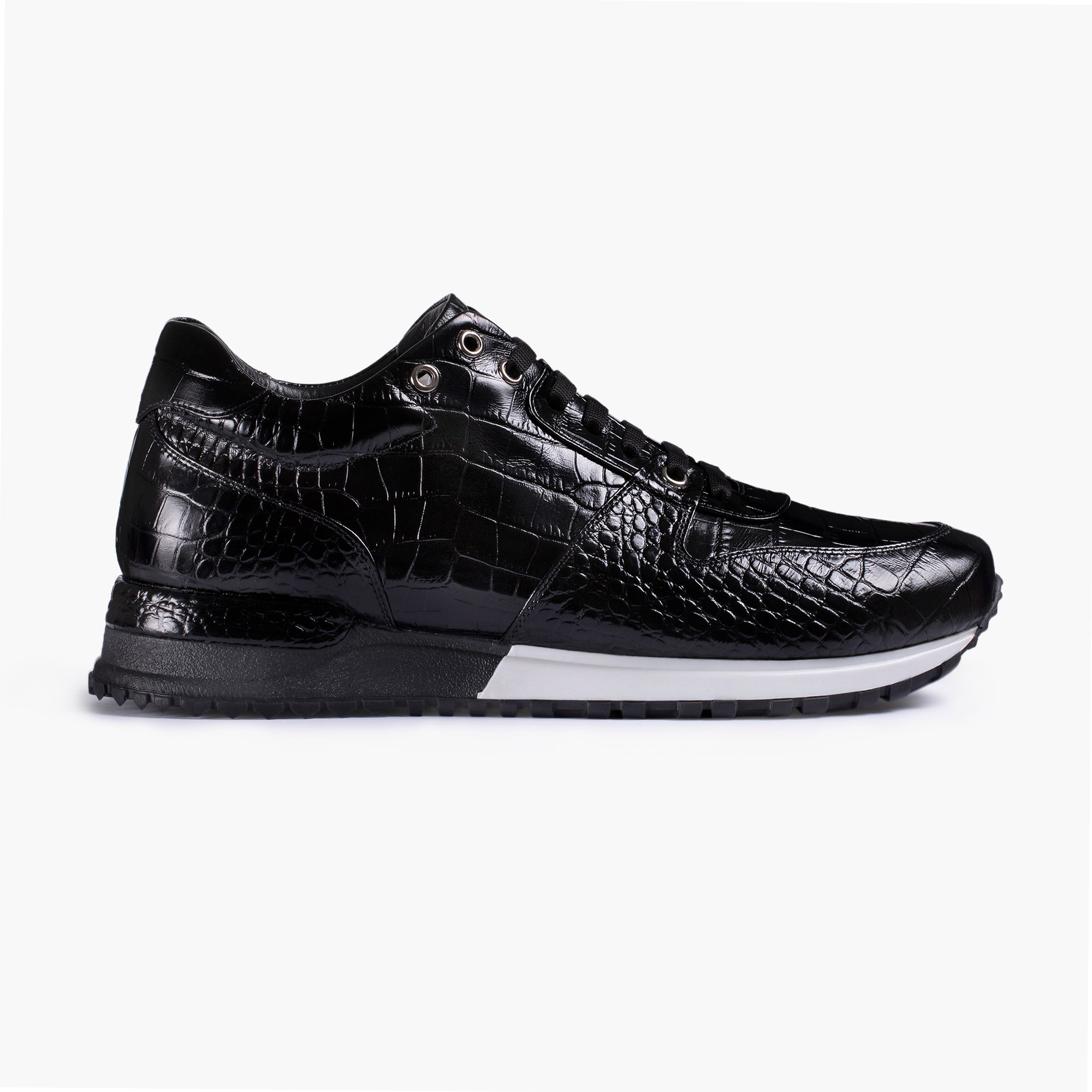 霧*様 【DIANTE】EMBOSS LOGO SOLE SNEAKERS 1_8d612ae4-2b28-47f7-8cfb-