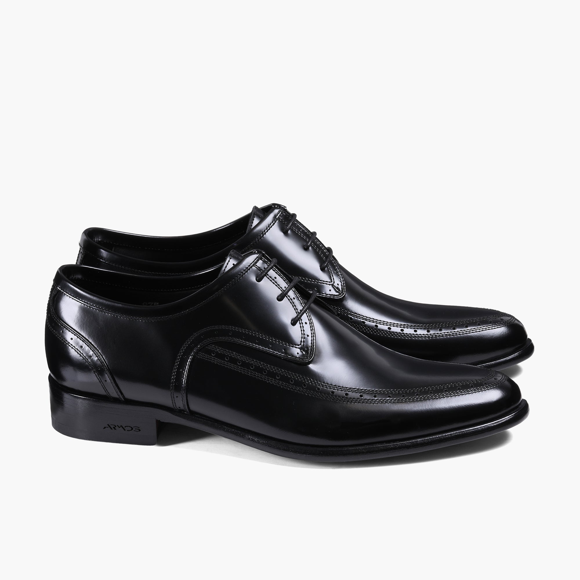 Men's Black Leather Apron-Toe Derby - pair