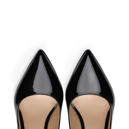 Women's Black Patent Pointed-Toe Pump