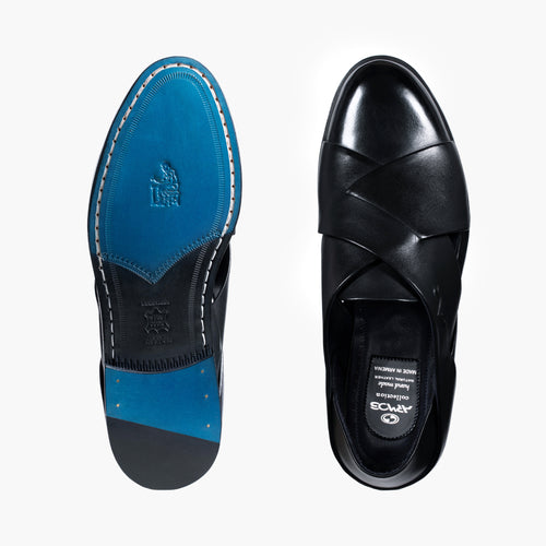 Men’s Black Closed-Toe Fisherman Sandal