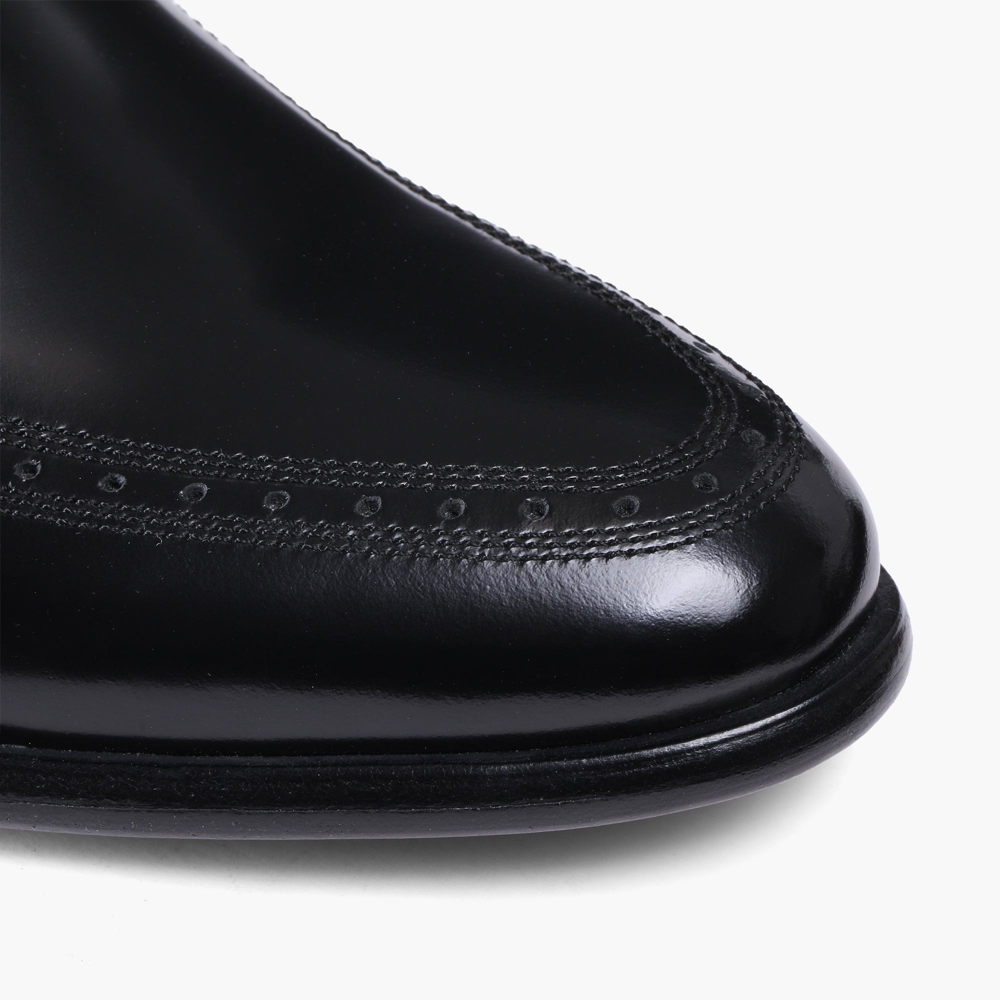 Men's Black Leather Apron-Toe Derby - detail