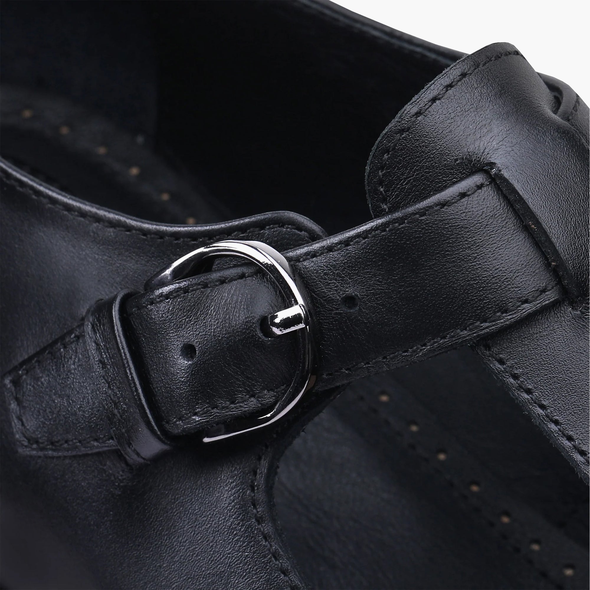 Men's Black Fisherman Sandal with Buckle
