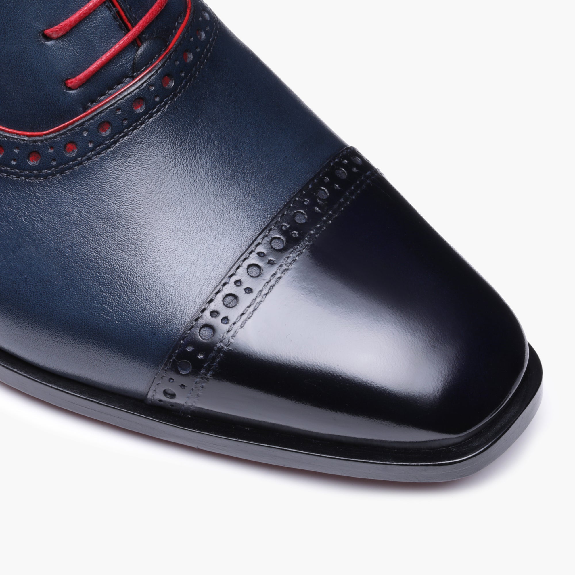 Men’s Dark Blue Cap Toe Brogue Oxford