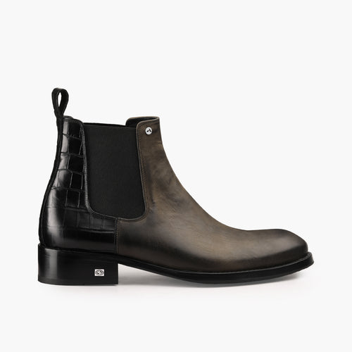 Find exclusive styles and shop new releases