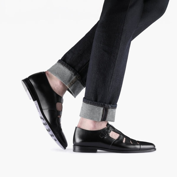 Men's Black Fisherman Sandal with Buckle