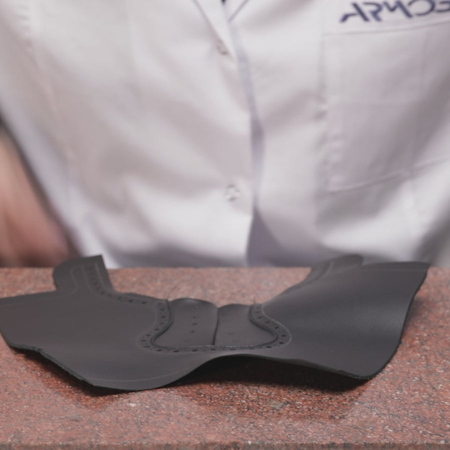 Men’s Black Leather Cap-Toe Oxford - video