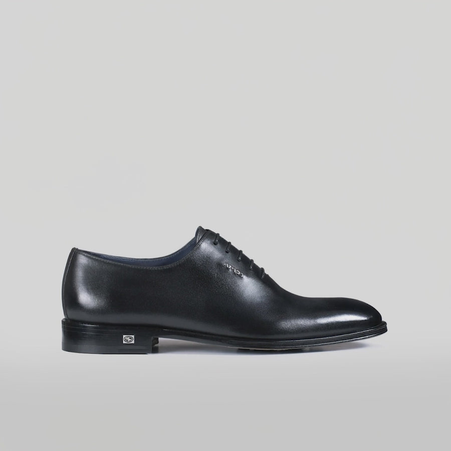 Men’s Black Leather Wholecut Oxford - video