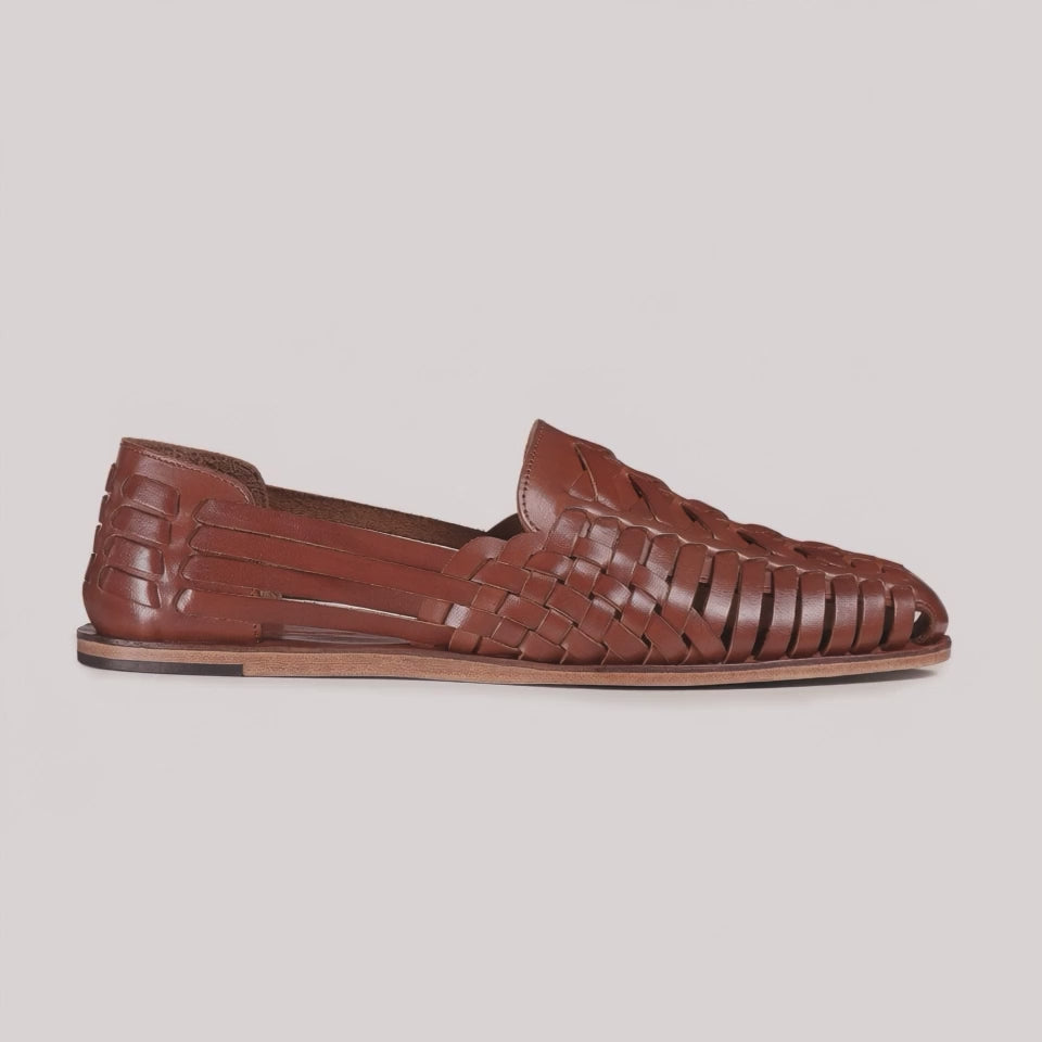 Men’s Cognac Leather Huarache Sandal - video