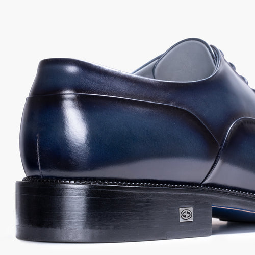 Men’s Blue Oxford with Glossy Toe Cap