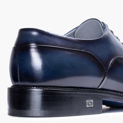 Men’s Blue Oxford with Glossy Toe Cap