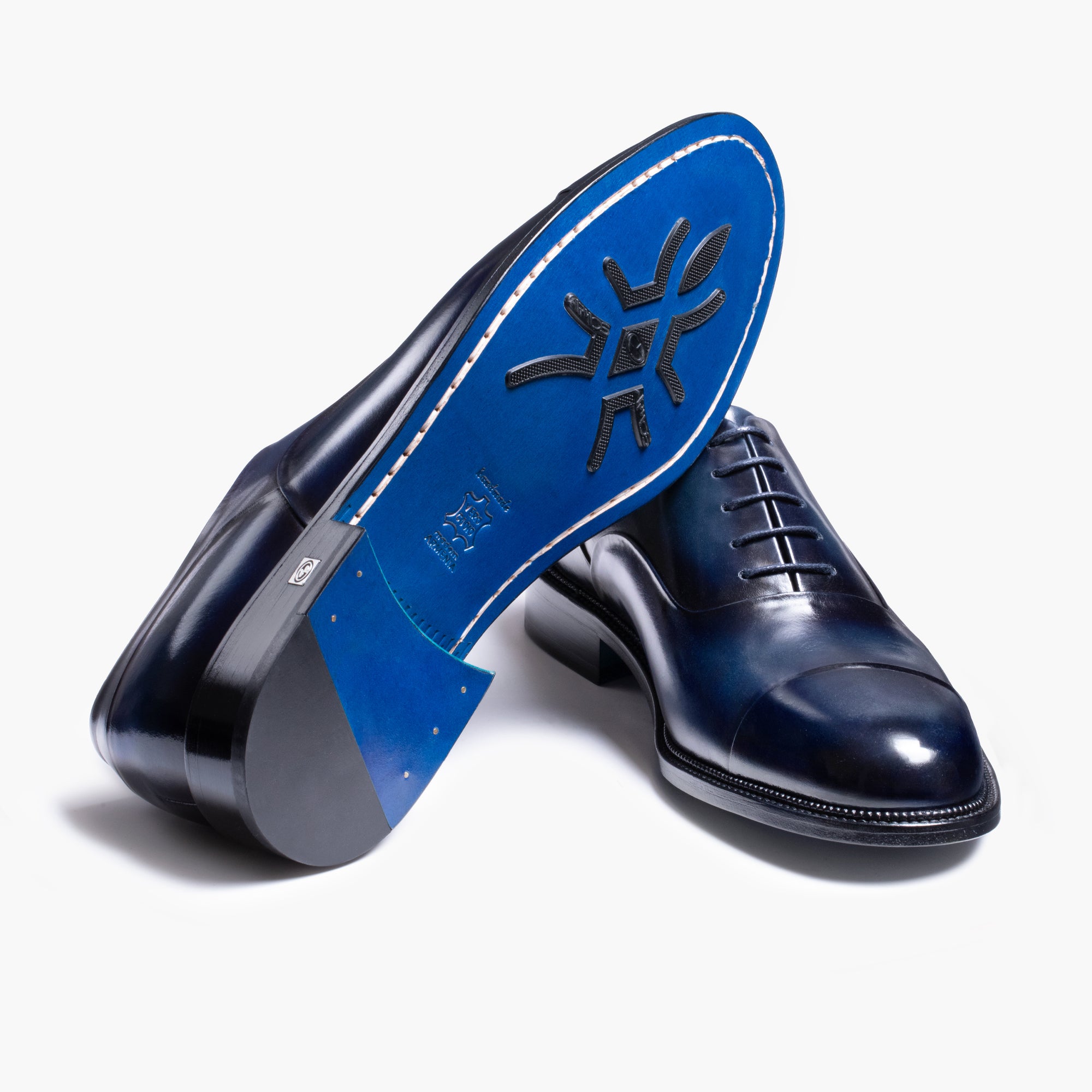Men’s Blue Oxford with Glossy Toe Cap
