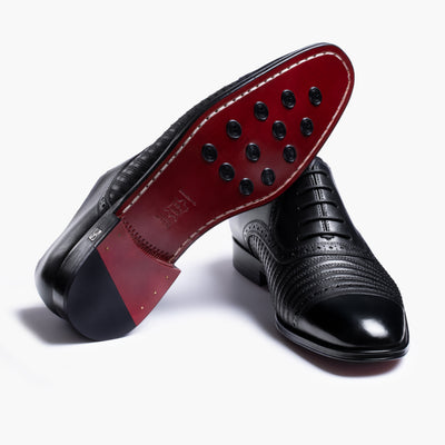 Men’s Black Textured Leather Brogue Oxford