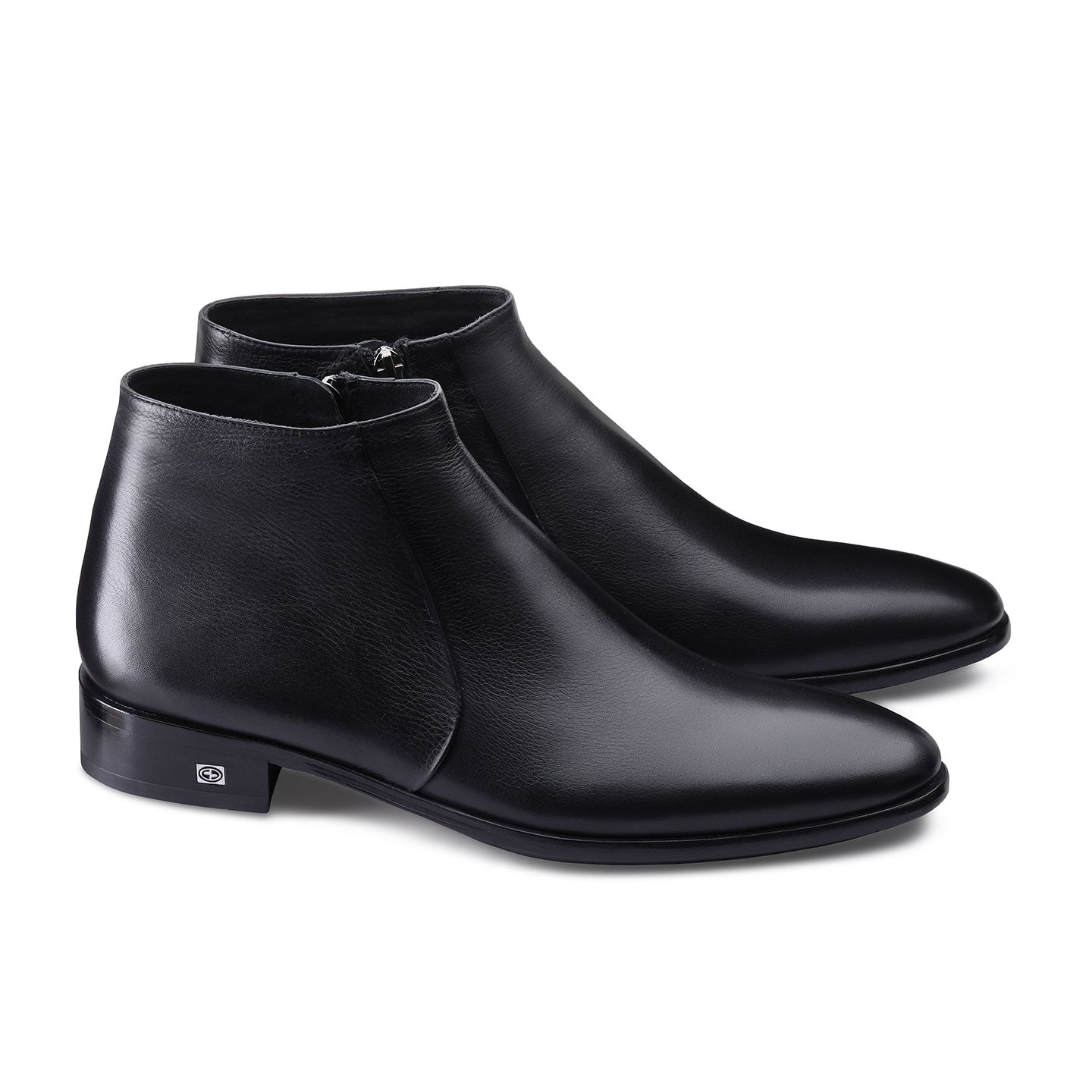 Insulated classic black boots