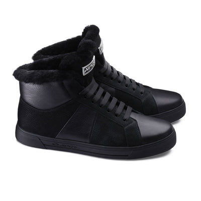 Insulated leather boots