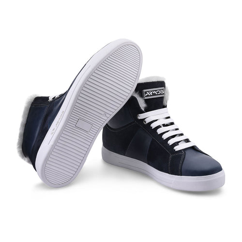 Blue-white insulated boots