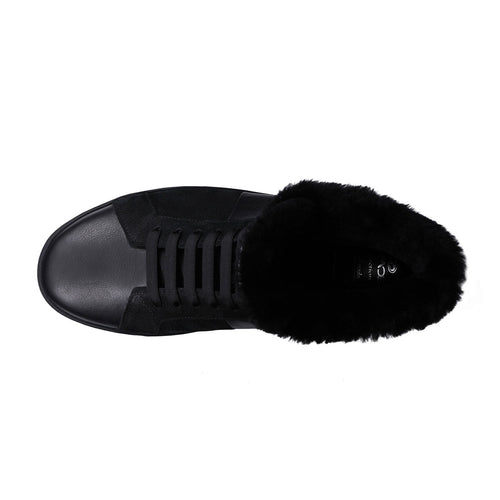 Insulated leather boots