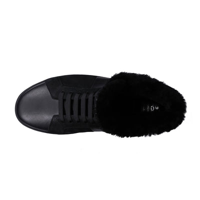 Insulated leather boots