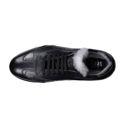 Insulated sneakers in shades of grey