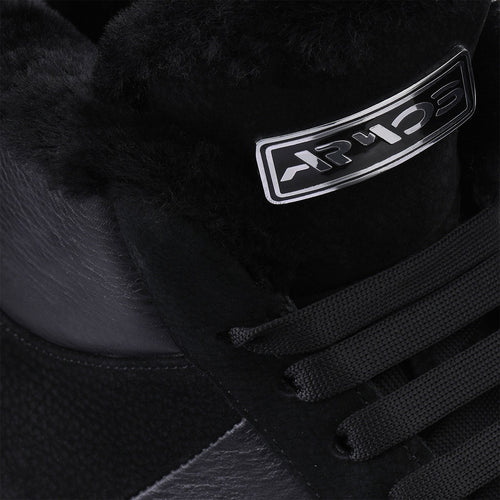 Insulated leather boots
