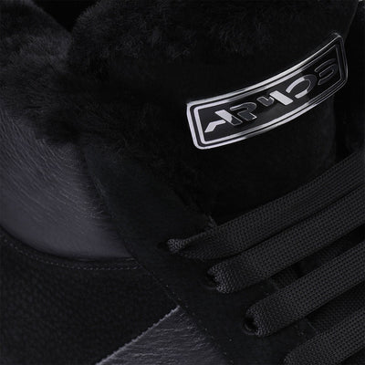 Insulated leather boots