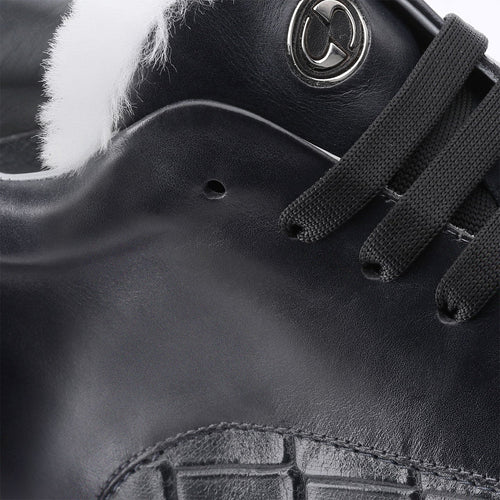 Insulated sneakers in shades of grey