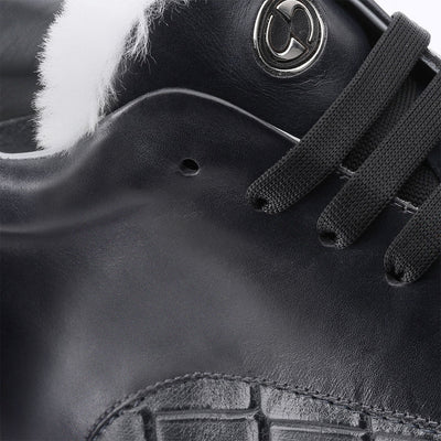Insulated sneakers in shades of grey